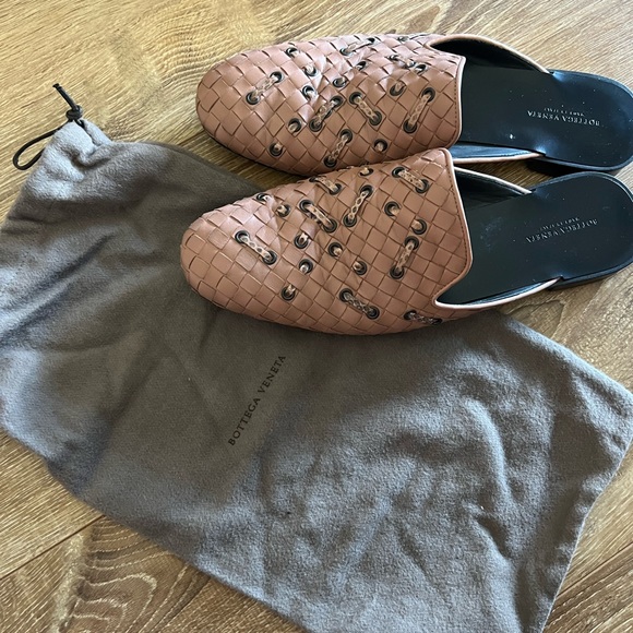 Bottega Veneta Intrecciato Mules - Picture 1 of 4